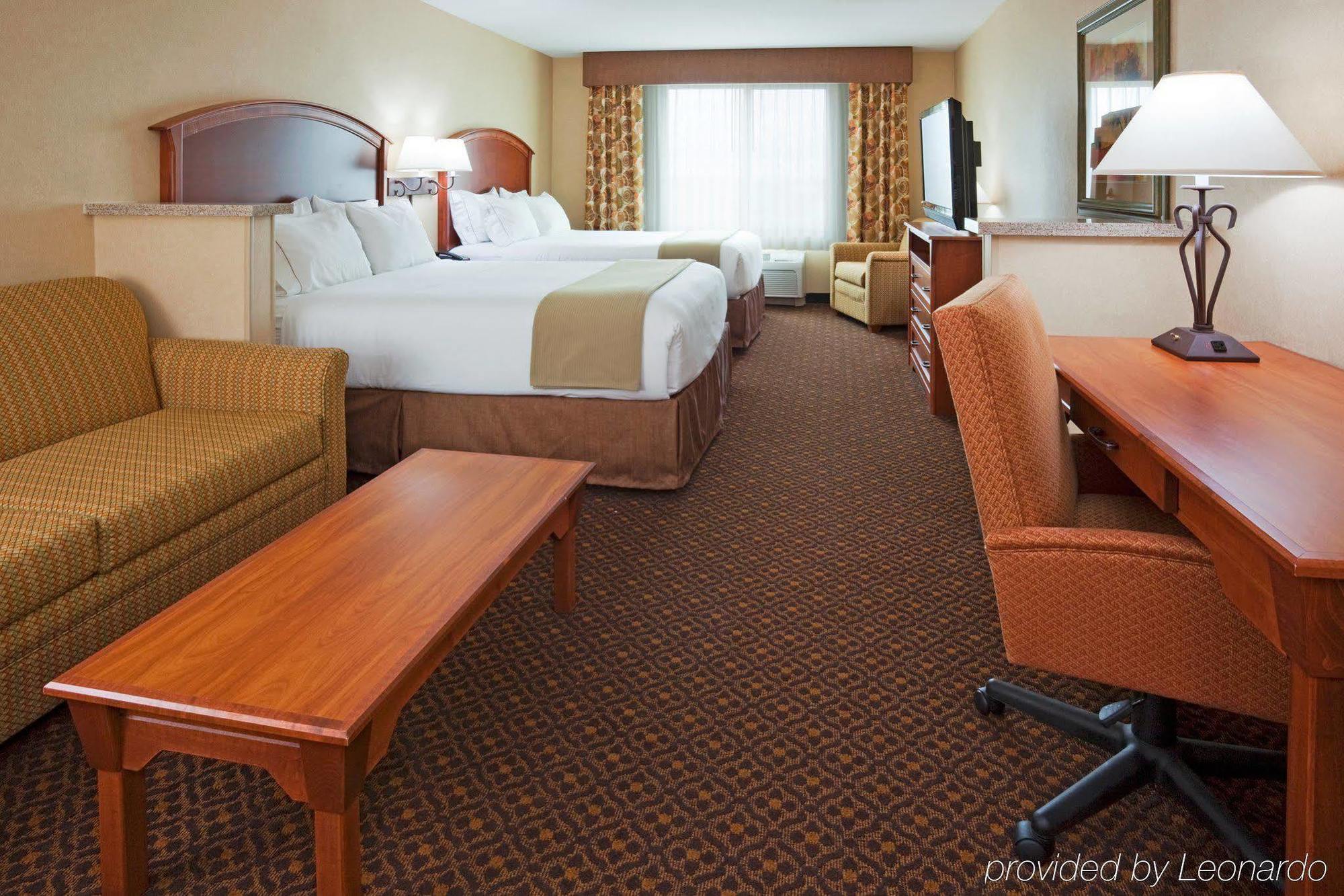 Holiday Inn Express & Suites Mitchell, An Ihg Hotel Quarto foto
