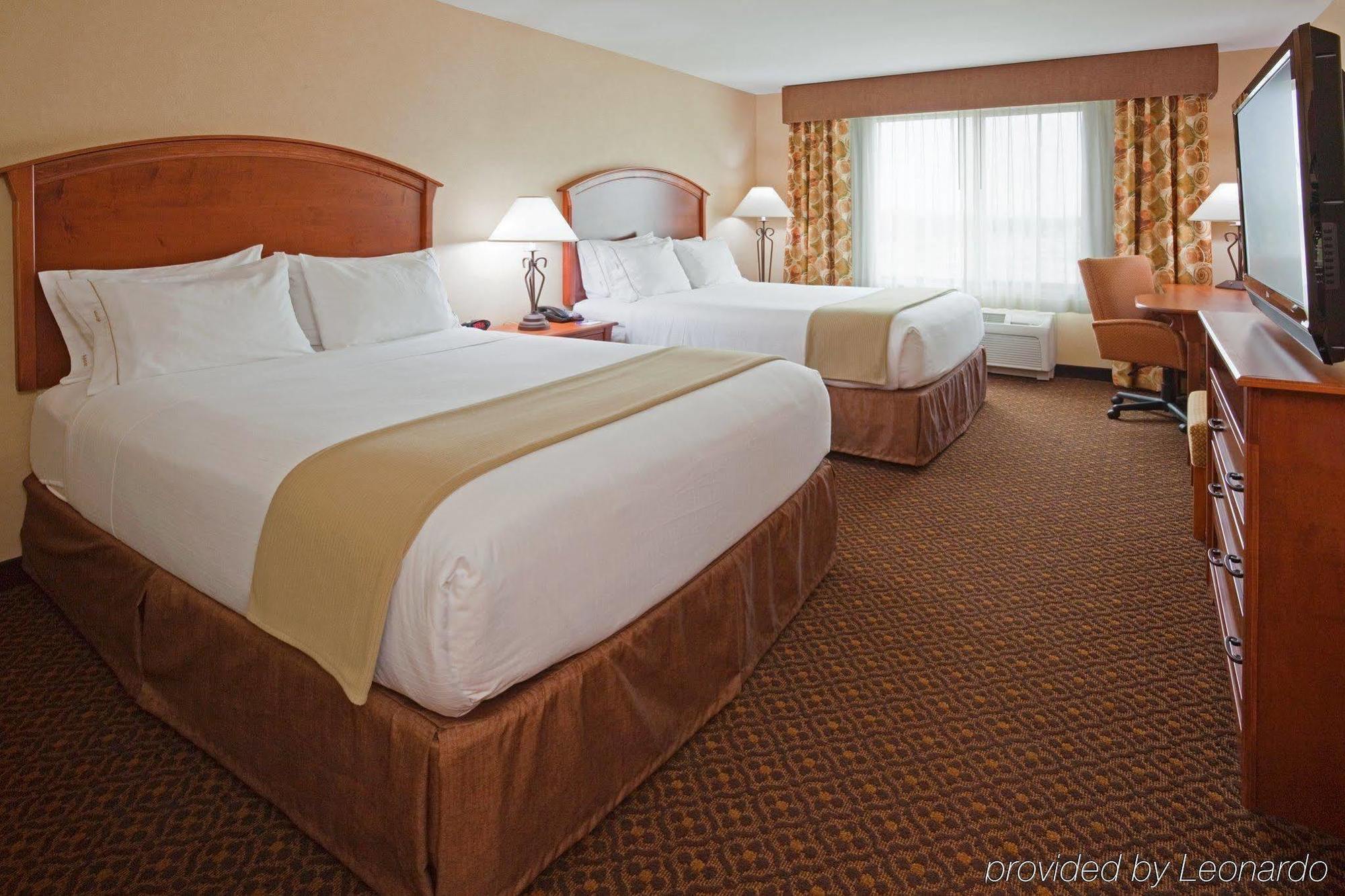 Holiday Inn Express & Suites Mitchell, An Ihg Hotel Quarto foto